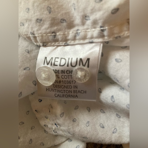 Men’s Coastal Button Down Shirt - Picture 2 of 4